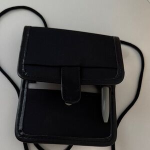 Travelon Black  Wallet